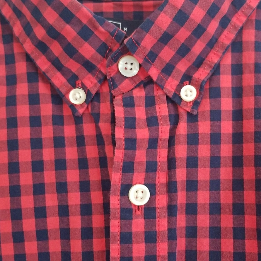GAP - Picture 3 of 6